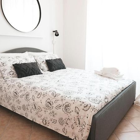 Civico 100 Bed & Breakfast Terni Exterior photo